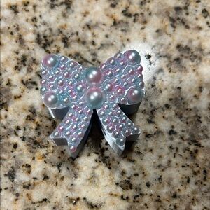Pearl Embellished Bow straw charm